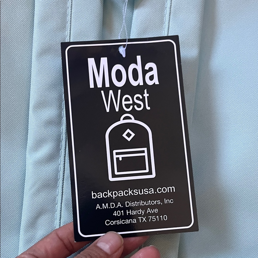 Backpacks - Picture 7 of 13